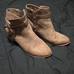 Women's Suede Ankle Booties in Taupe